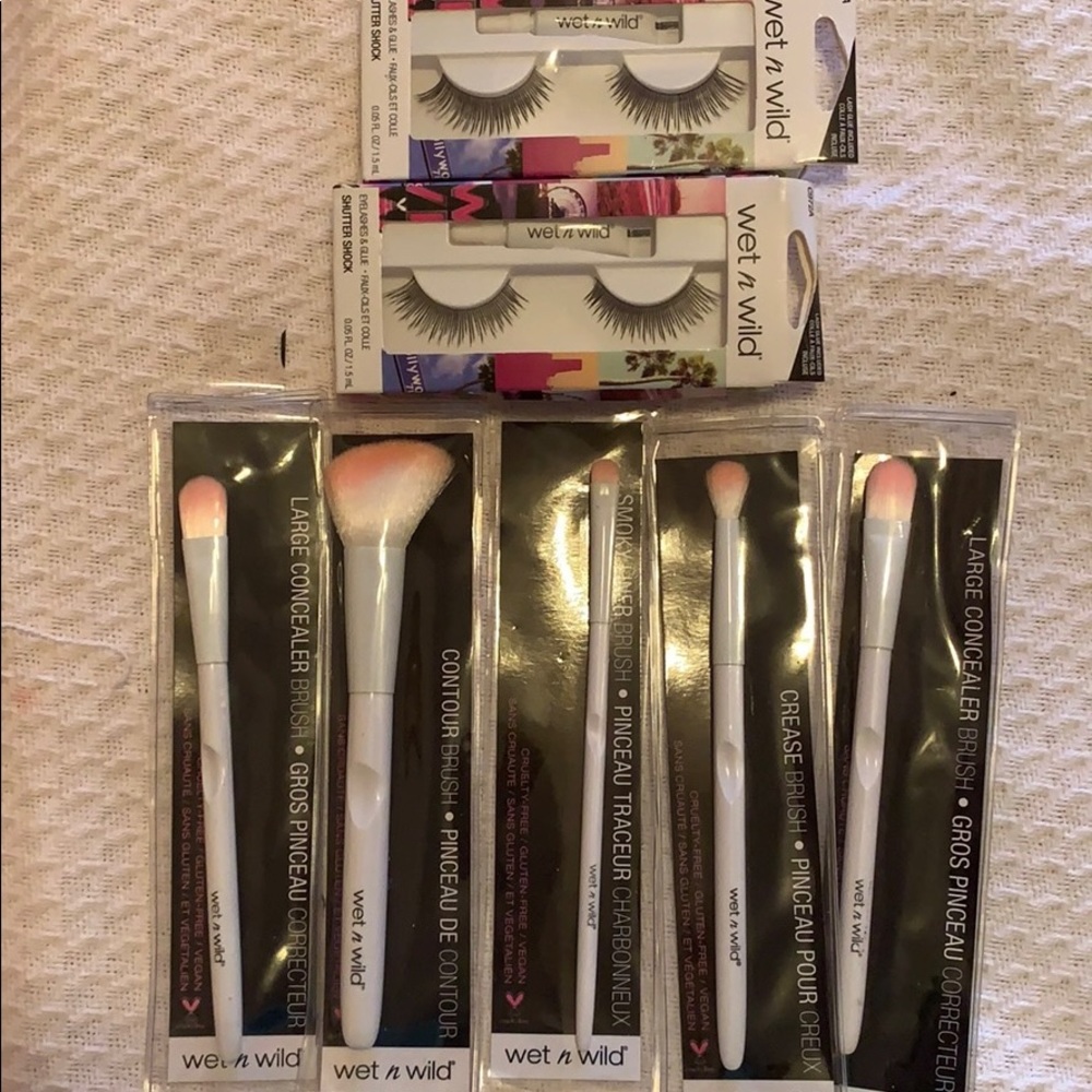 Wet n Wild Makeup Brushes and Eyelashes